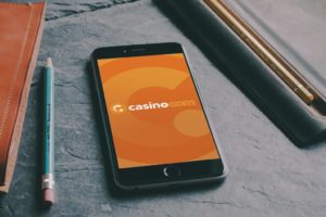 Casino Com on Mobile Phone
